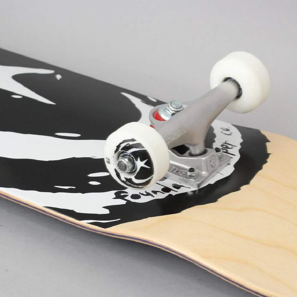 Foundation Star & Moon Black and White 8.38" Skateboard - Image 3