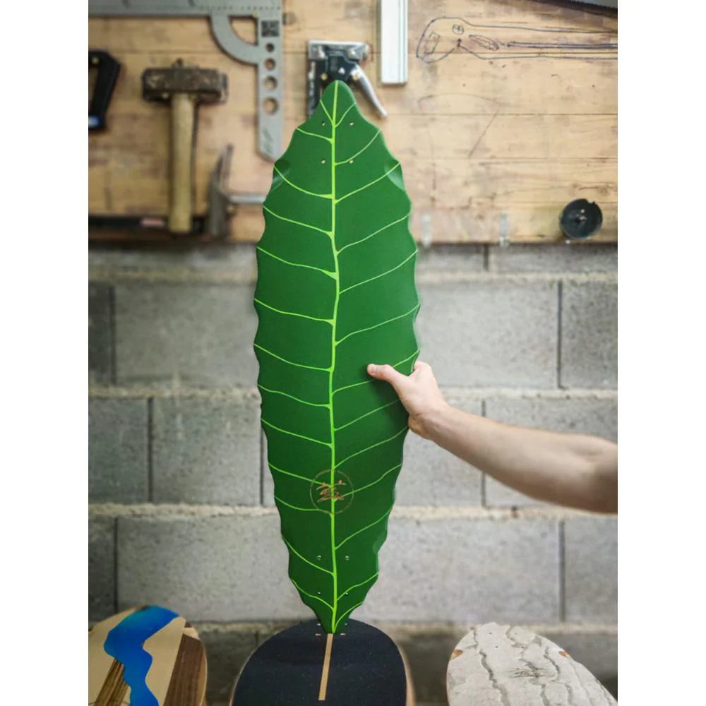 Shark Wheel Leaf 33.5'' Cruiser Longboard - Image 3